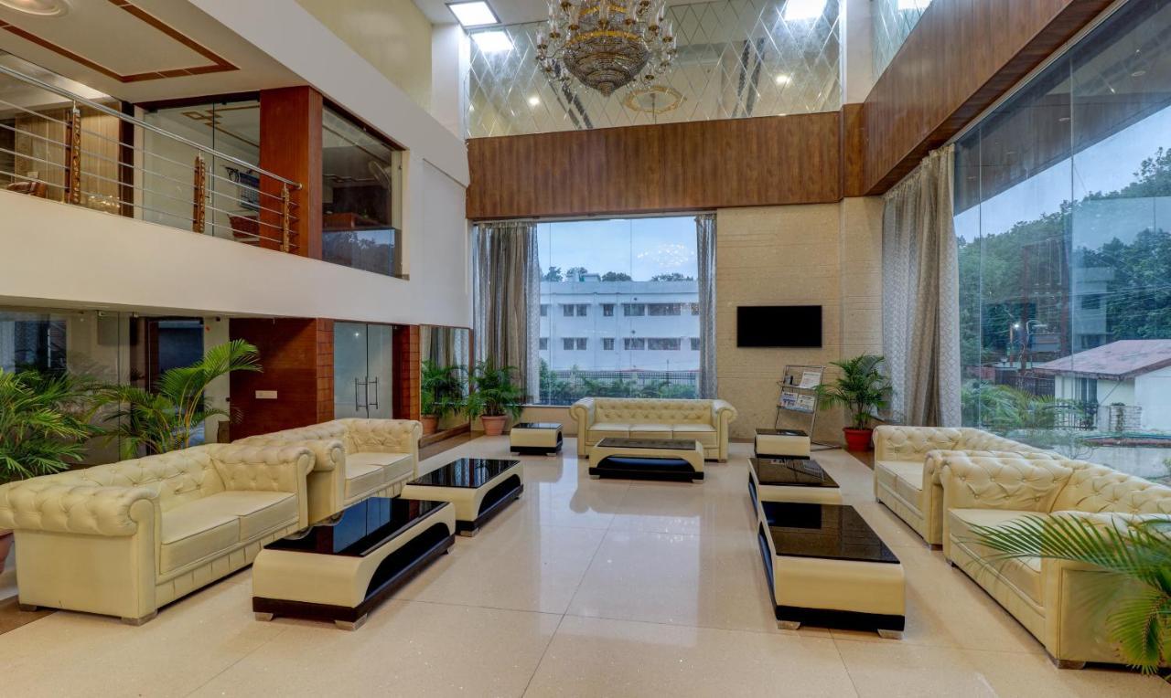 فندق Treebo Premium Pearl Avenue, Ring Road دهرادون المظهر الخارجي الصورة